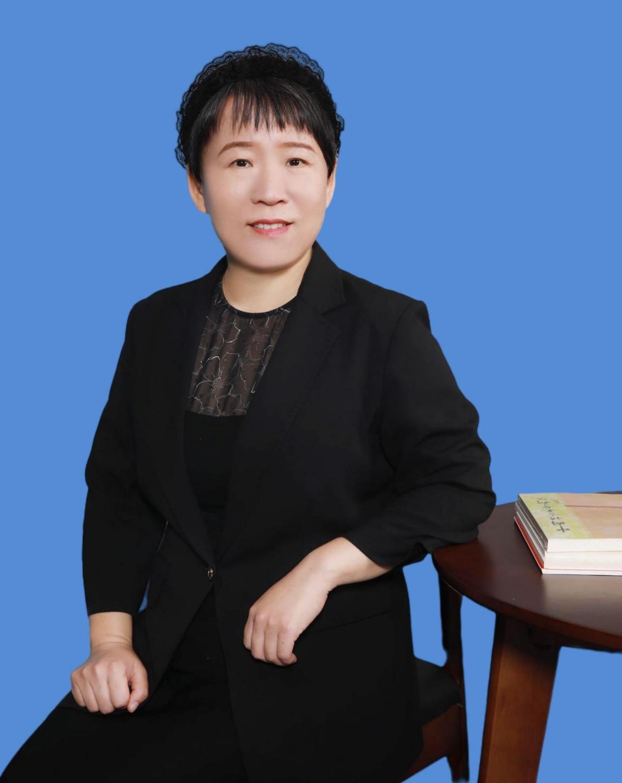 李卫华.png